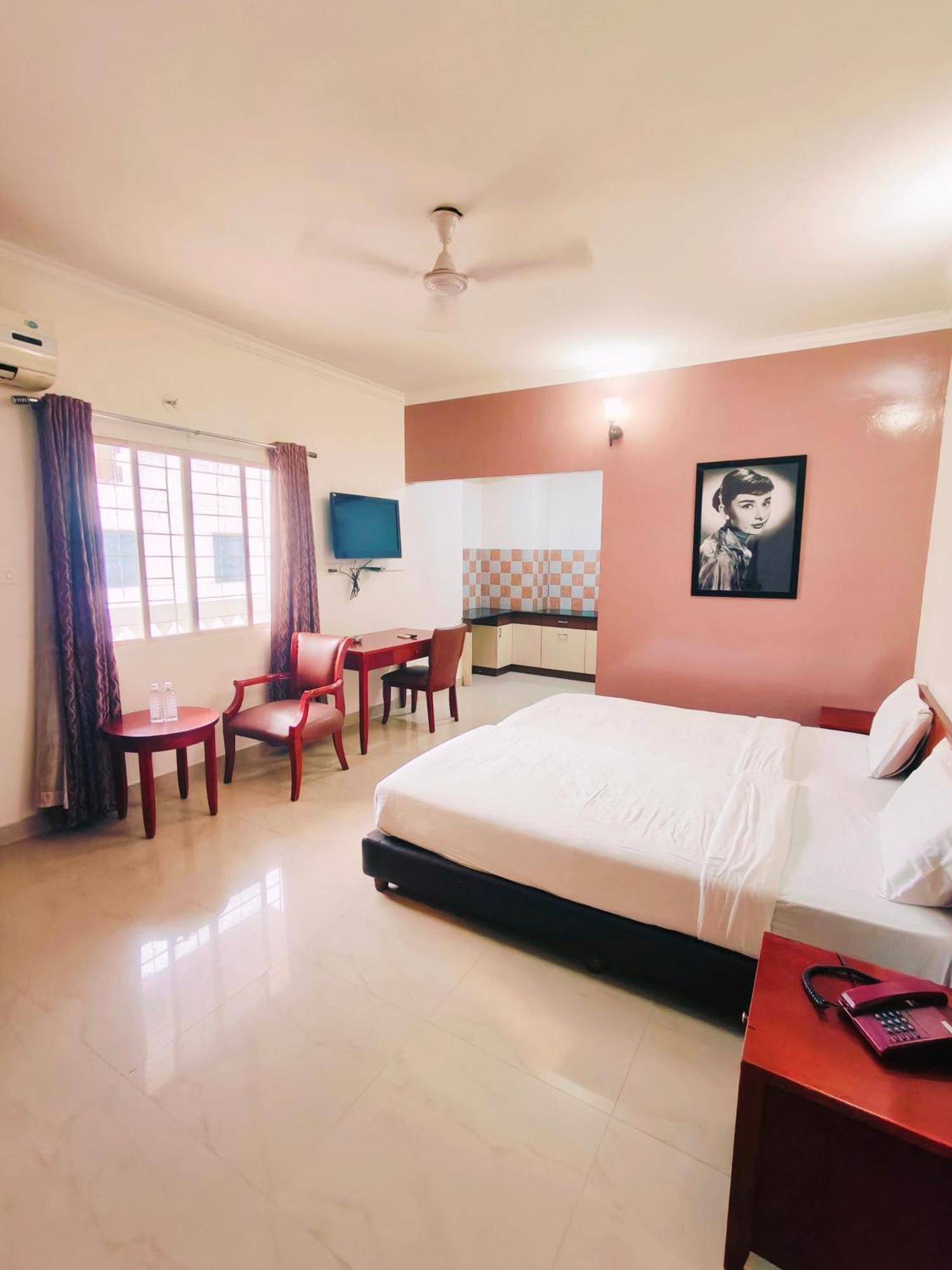 Kings Suites Palace Grounds Bangalore Ngoại thất bức ảnh