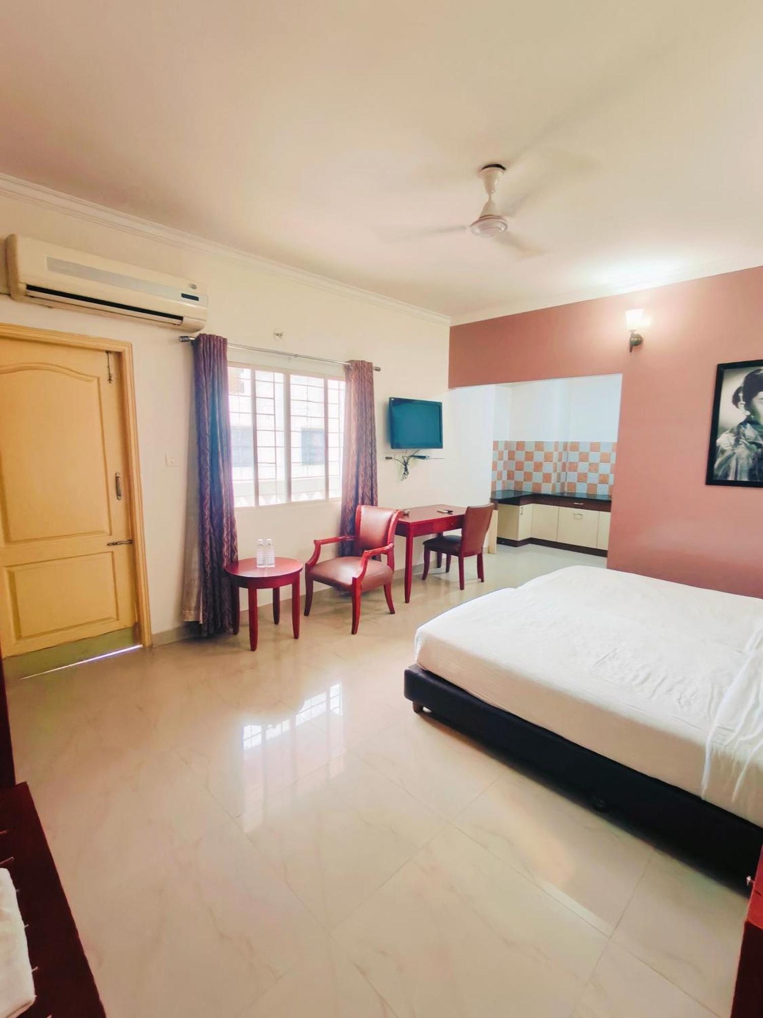 Kings Suites Palace Grounds Bangalore Ngoại thất bức ảnh
