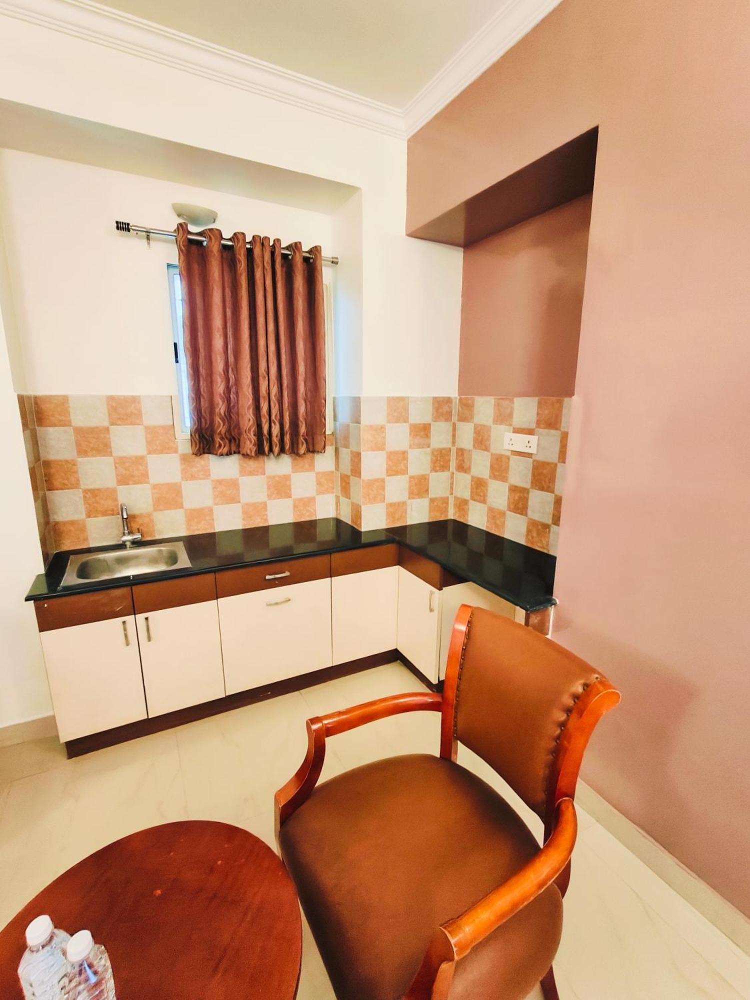 Kings Suites Palace Grounds Bangalore Ngoại thất bức ảnh